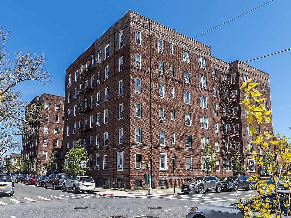 1st image of 2195 E 22nd St APT 1F