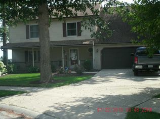 9820 Chesapeake Point, Fort Wayne, IN 46819