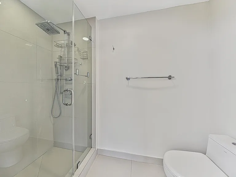600 NE 27th St #1605 — Photo 26