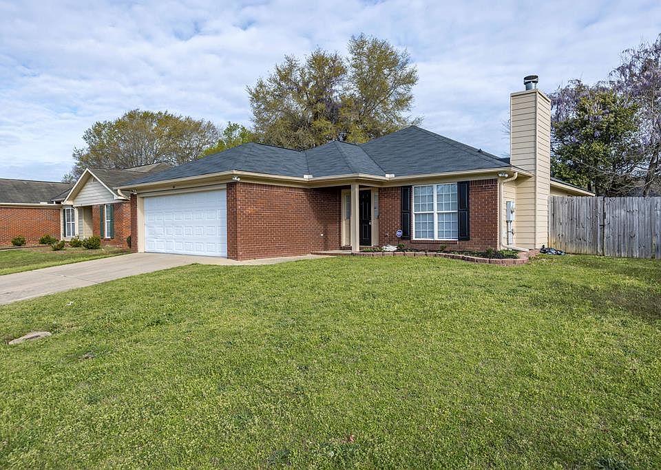 1st image of 66 Brentwood Dr