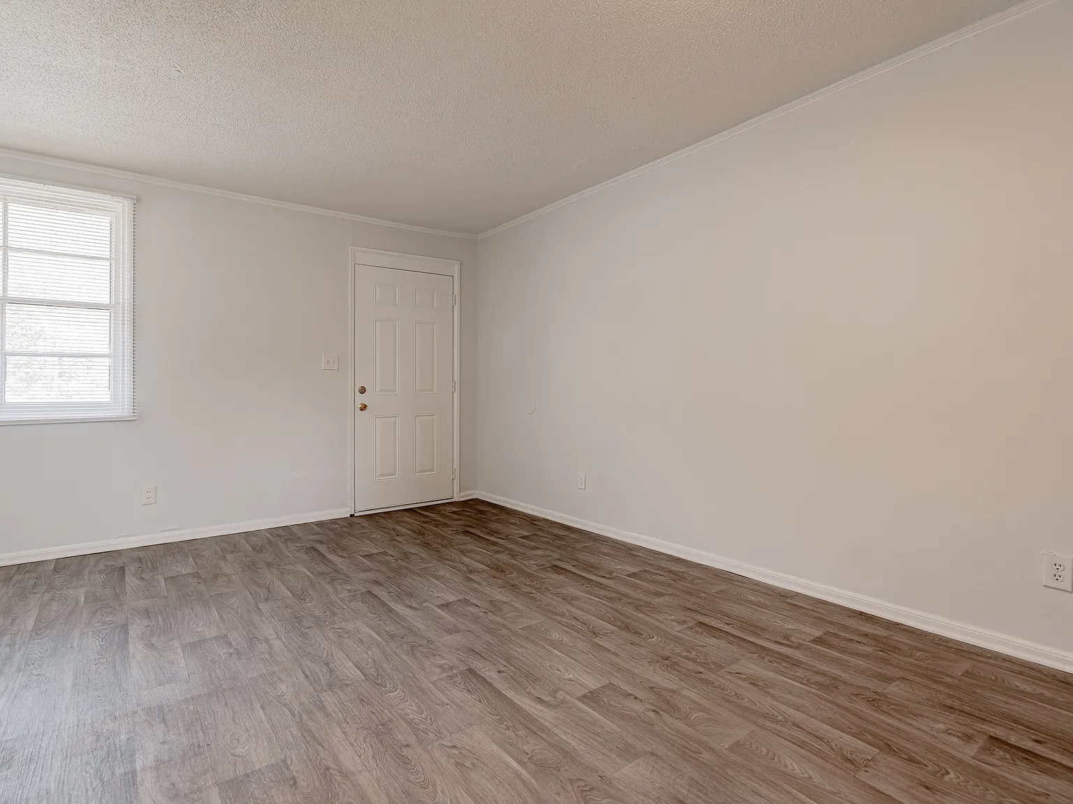 320 S Beltline Blvd - 33H — Photo 4