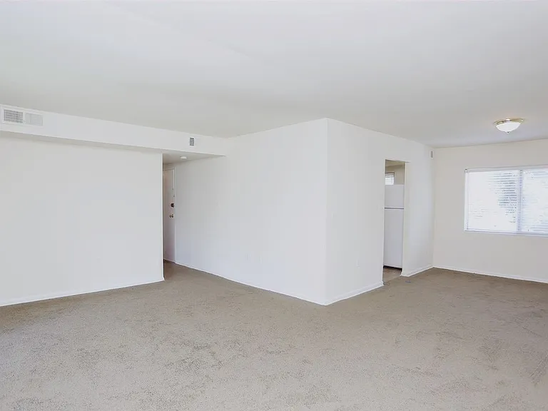 Mount Vernon Apartments — Photo 1