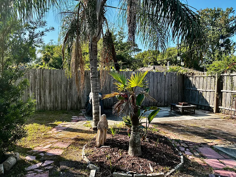 1416 Pine Grove Ave — Photo 16