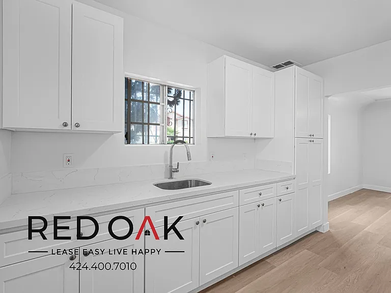 632 E 82nd St #632 — Photo 15