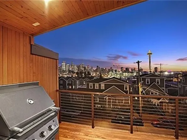 560 Ward St #A, Seattle, WA 98109