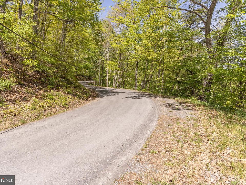 19th image of Wayside Creamery Rd