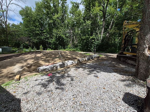 3rd image of 119 Fell Station Dr