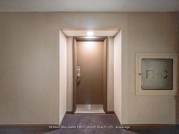 4th image of 8351 McLaughlin Rd S #218