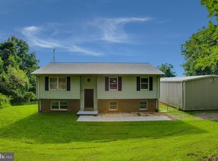 527 Apple Jack Cir, Linden, VA 22642