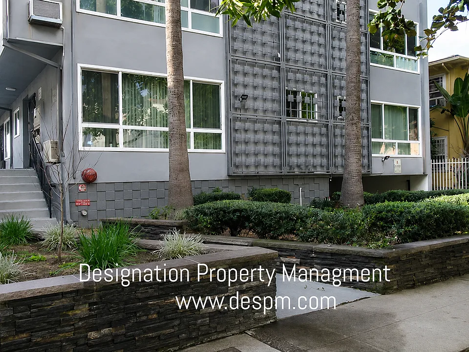 Hampton Avenue, 7638 W. Hollywood, CA 90046