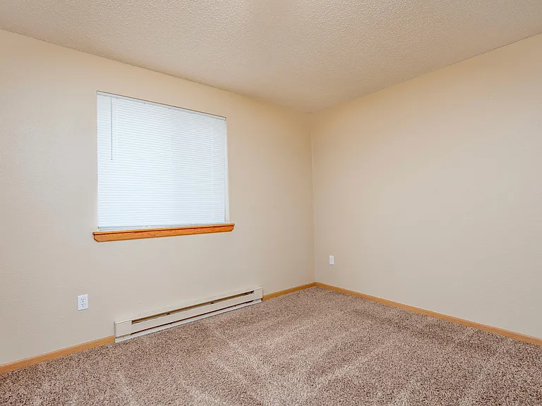 2114 8th Ave NW #3 — Photo 6
