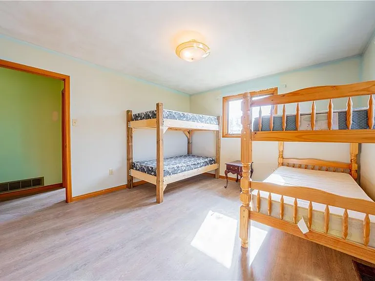5213 Governors Rd — Photo 11