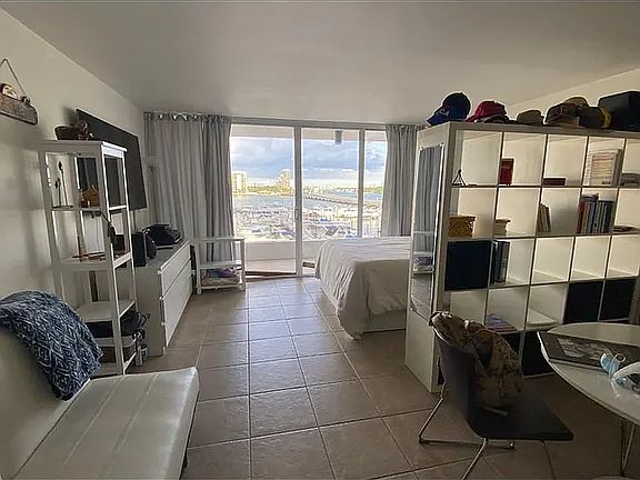 2nd image of 555 NE 15th St APT 418