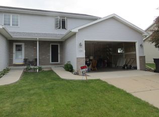 324 Santa Maria Dr, Arlington, WI 53911