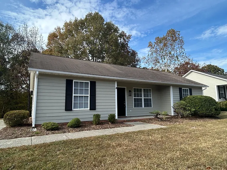 2711 Ingleside Dr — Photo 25