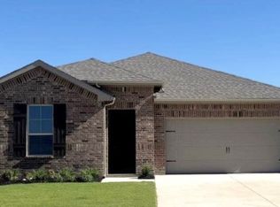 616 Amber Fields Dr, Ponder, TX 76259