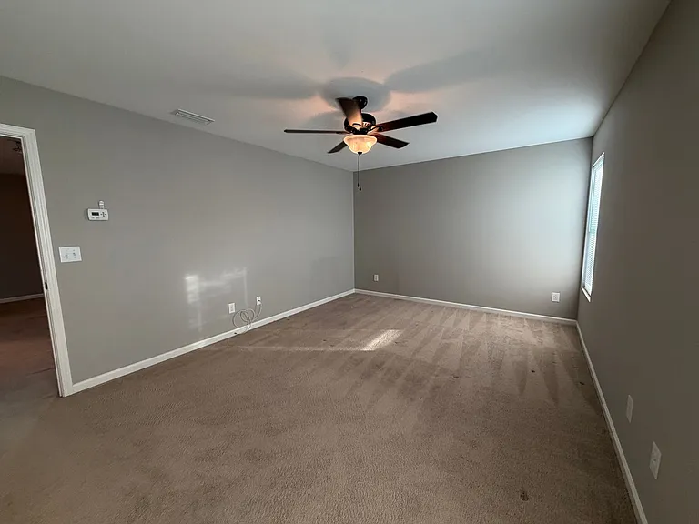 6079 Shamrock Green Dr — Photo 25