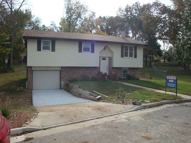 Home for Sale in Jefferson City, Missouri $88,500