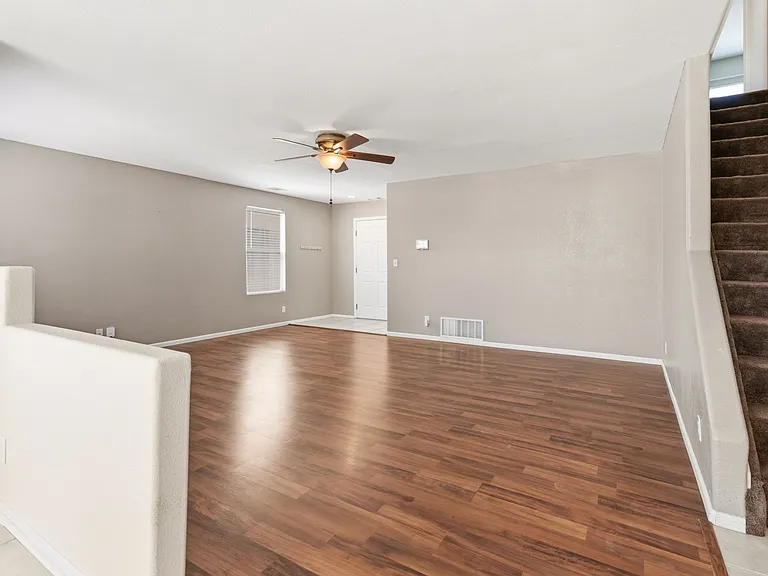 11114 York Way — Photo 3