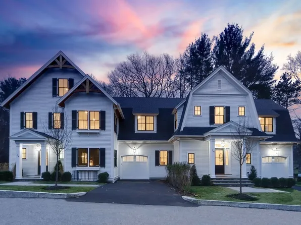 74 Cummings Rd #74, Newton Center, MA 02459