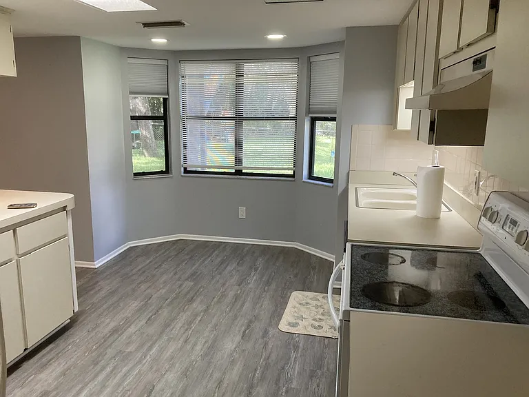 Kitchen 3_10122022