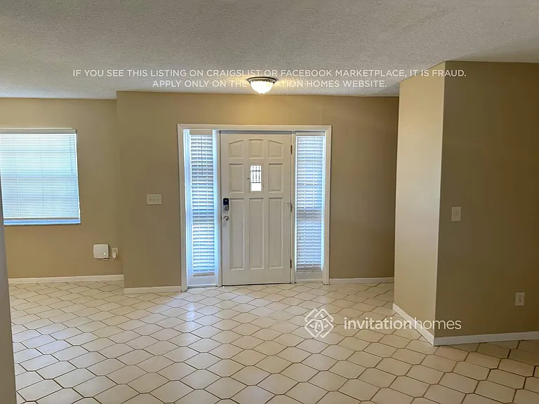 1581 Wyndcliff Dr — Photo 2