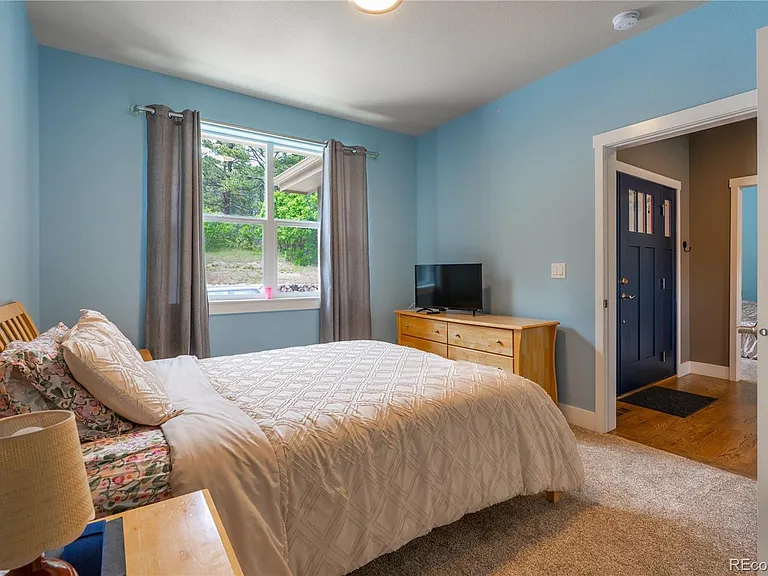 601 Pioneer Hvn — Photo 12