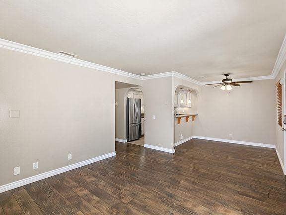 2nd image of 2744 B St Unit 209
