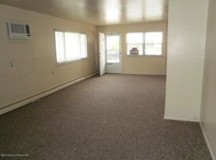 2152 Mount Hood Ln, Toms River, NJ 08753