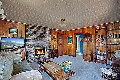 Cozy living room.