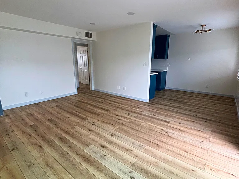630 Fir Avenue — Photo 3