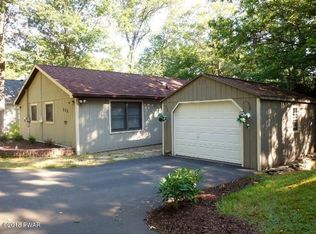 112 Eagle Crst, Greentown, PA 18426