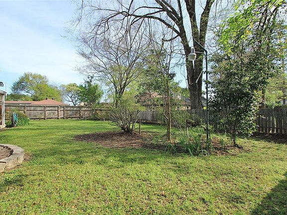 3rd image of 20418 Landshire Dr