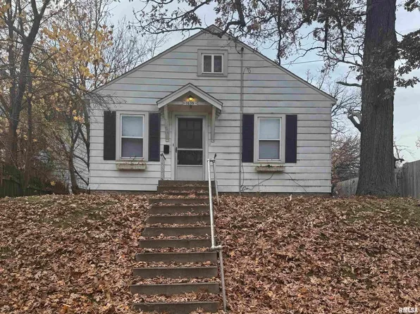 1639 33rd St, Moline, IL 61265