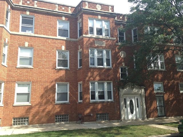 1st image of 4005 N Leamington Ave #3