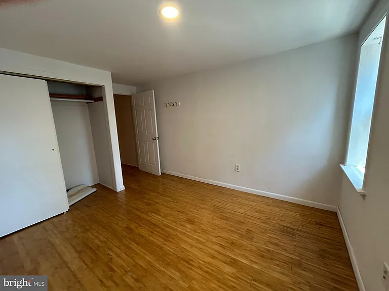 44 S 2nd St #3 — Photo 5