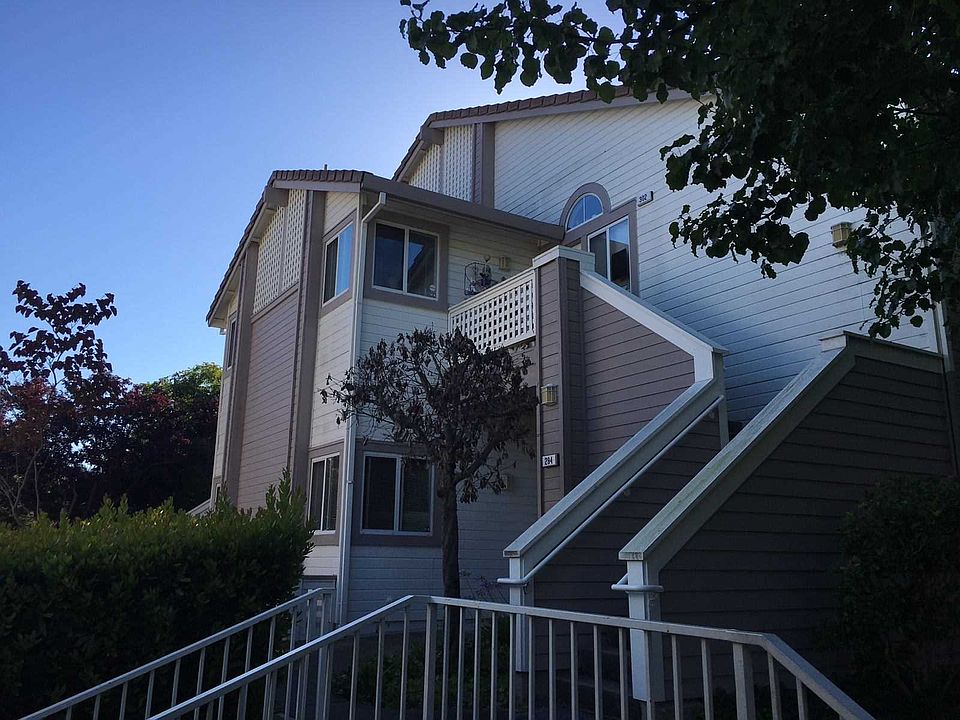 1st image of 306 Sorrento Ct
