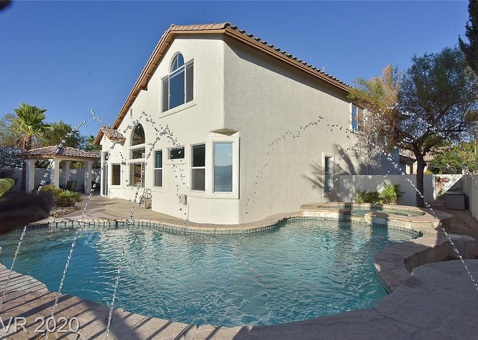 1st image of 3072 Whispering Crest Dr