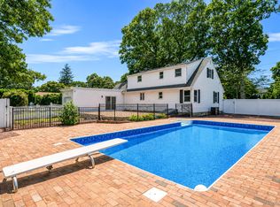 273 Cambon Avenue, Saint James, NY 11780