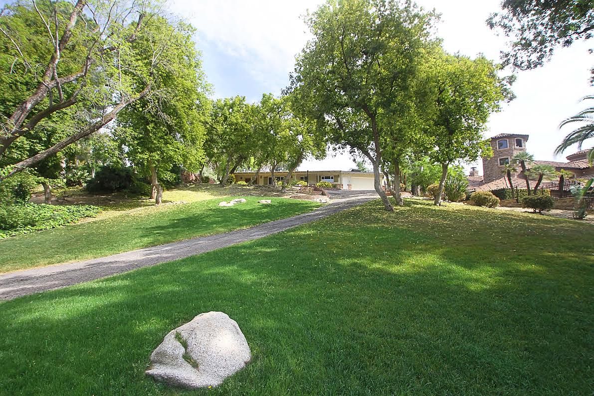 4266 Country Club Dr, Bakersfield, CA 93306 Zillow
