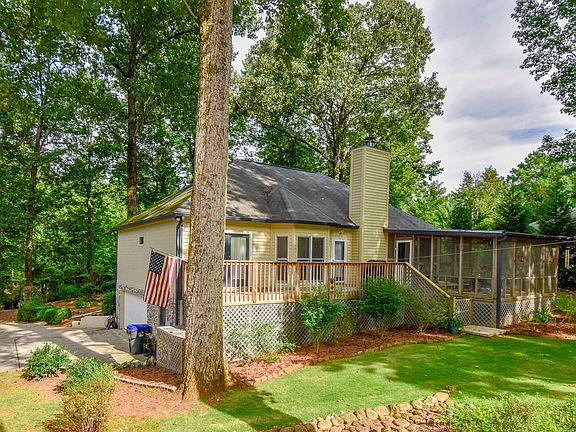 5th image of 228 Palmer Dr