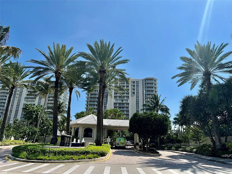 6001 N Ocean Dr #706 — Photo 9