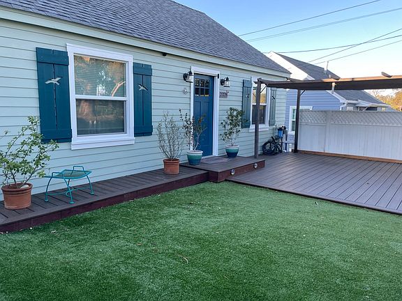 2nd image of 2328 Soto St