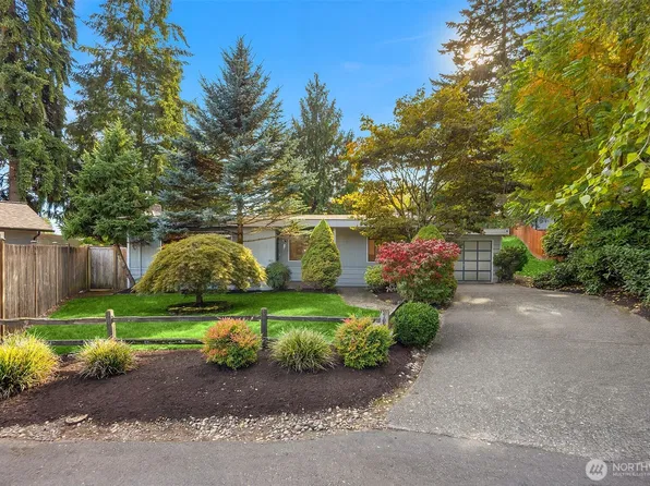 20414 29th Avenue W, Lynnwood, WA 98036