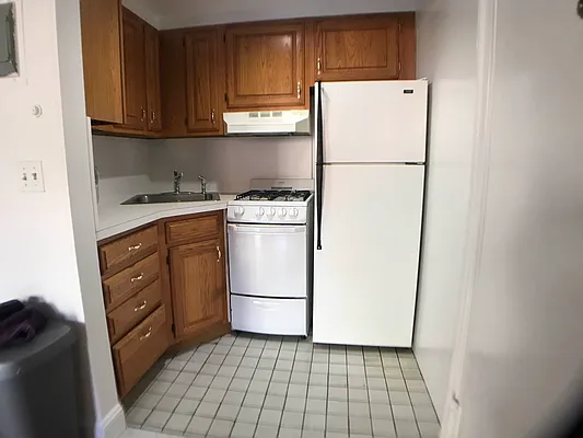 Rented by Brownstone Real Estate | media 8