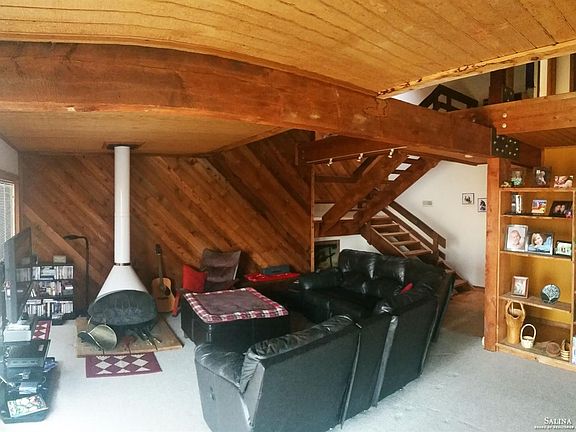 3rd image of 3551 S Crest Ln
