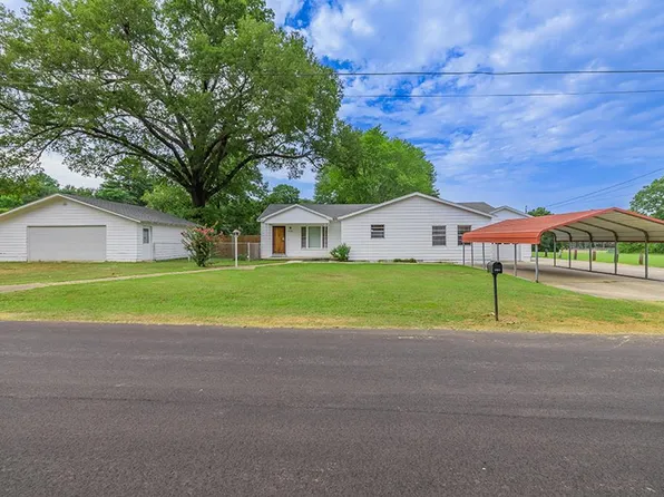 2408 Liberty Ln, Texarkana, TX 75501