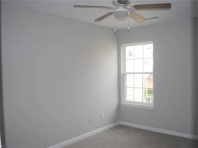 948 Allendale Dr — Photo 20