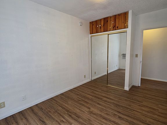 5th image of 1360 Quintero St