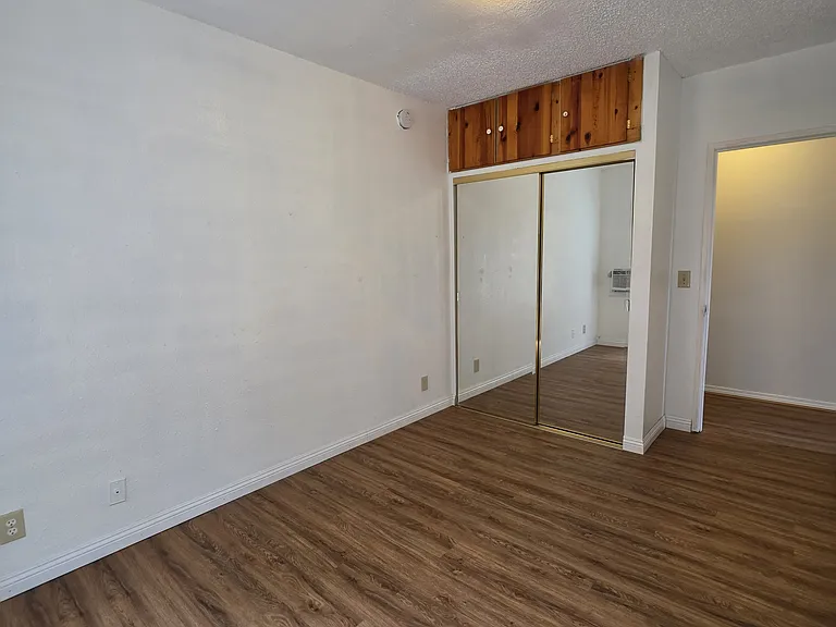 1360 Quintero St — Photo 5